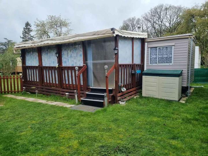 Faites votre choix parmi nos mobil-homes à louer aménagés et équipés.